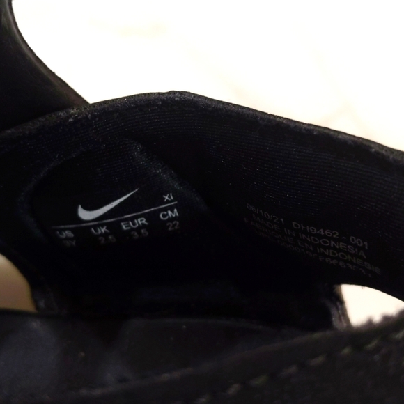 Nike Sunray Protect Sandals Size 3 Black - Picture 7 of 8